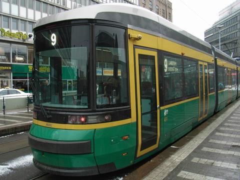 tn_fi-helsinki_Transtech_tram_back.jpg