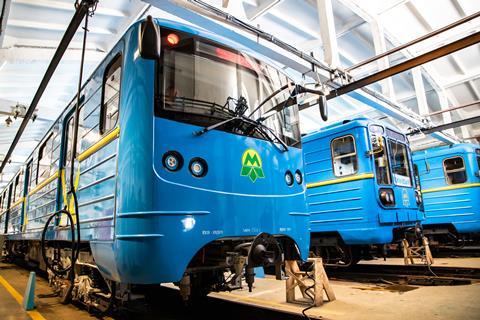 ua Kyiv metro train refurbished (4)