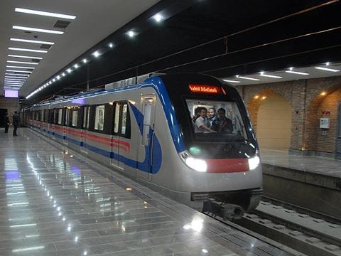 tn_ir-esfahan_metro.jpg