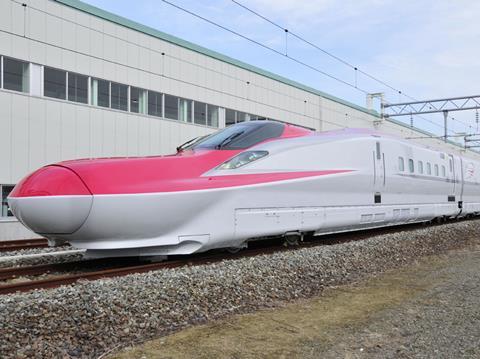 East Japan Railway Series E6 'Super Komachi' trainset for Akita mini-Shinkansen services (Photo: Kazumiki Miura).