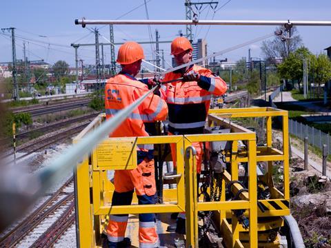 tn_powerlines-electrification-works-overhead_02.jpg