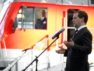 The first series-produced EP20 passenger locomotive was handed in the presence of Prime Minister Dmitry Medvedev.