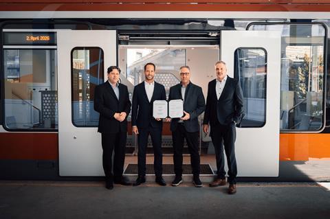 Vertragsunterzeichnung POLARIS