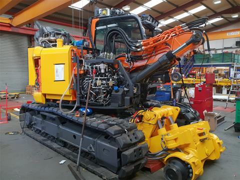Pro Rail Services has taken delivery of four Doosan DX140 Parallel offset road-rail excavators fitted with the latest version of GKD’s 3RCi+ capacity indicator.
