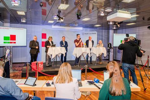 Salzburg S link vote (Photo Stadt Salzburg)