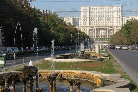 tn_ro-bucuresti-parliament.jpg