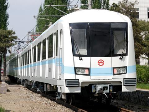 tn_cn-shanghai-metro-testtrain_01.jpg