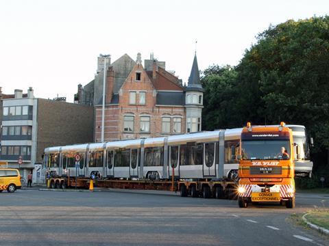 Brussels tram on a Van der Vlist low-loader.