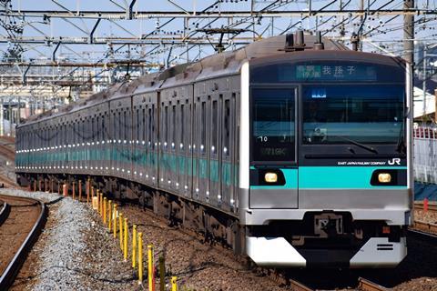 E233 on the Joban Line (Photo: えぬはち/Wikimedia Commons/CC BY-SA 4.0)