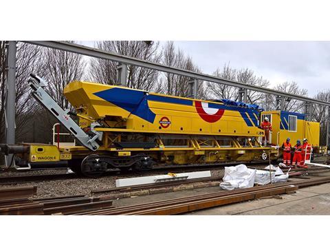 London Underground has taken delivery of a Blend Plants concrete mixing and distribution unit.