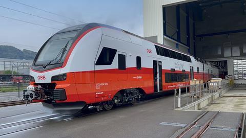 stadler_kiss_for_oebb