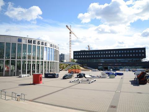 tn_innotrans-citycubeberlin-construction_01.jpg