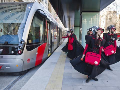 tn_es-zaragoza-tram-clowns-safetycampaign.jpg