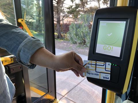 Contactless payment (Photo: Monterey-Salinas Transit)