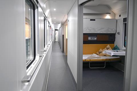 Stadler coach for Kazakhstan (Photo Kazakh Government) (5)