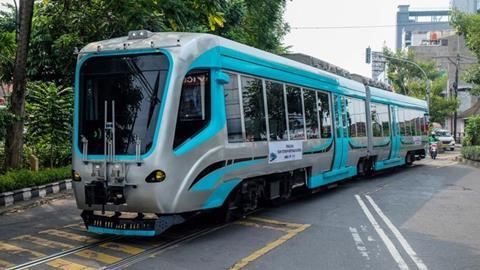 Autonomous battery tram test runs (image Bandung Institute of Technology) (1)