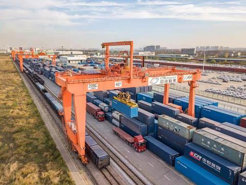 cn Wuhan freight yard