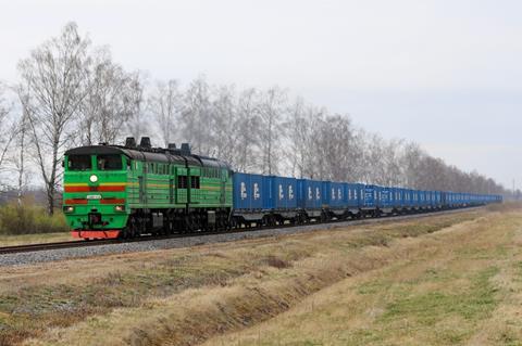 A 1 000 m long train carrying 100 TEU of containers from China has reached Kaliningrad via Latvia and Lithuania
