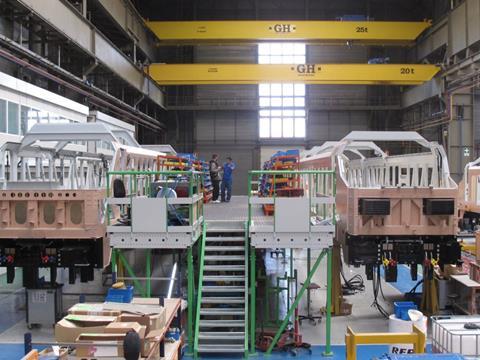 tn_es-vossloh-factory-HH_02.jpg