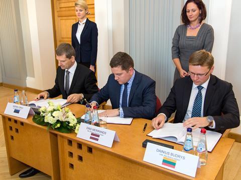 Agreements to establish RB Rail to co-ordinate Rail Baltica project were signed in Riga by representatives of Lithuania, Latvia and Estonia.