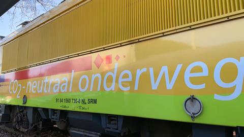 nl-Strukton-hybrid-locomotive-branding