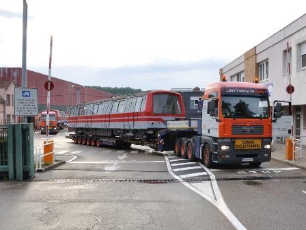 tn_ro-bucharest-metro-lowloader.JPG