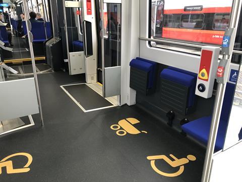 Saarbahn Stadler tram-train (Photo Metro Report) (3)