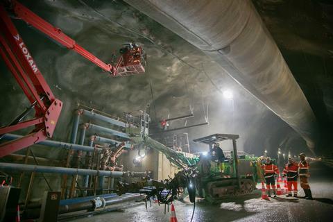 TELT_2021_France_works_tunnel