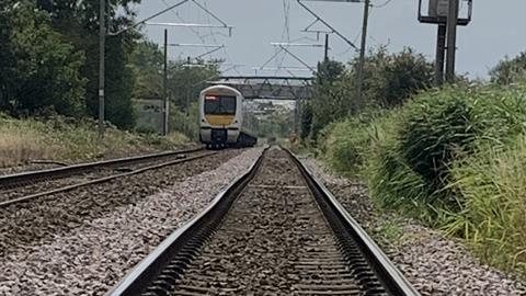 Uneven track on the c2c lines caused by soil moisture deficit (Photo c2c)