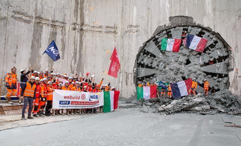 Tunnel boring machine ‘Mireille’ broke through into the station to be greeted by the mayors of Clichy-sous-Bois and Montfermeil