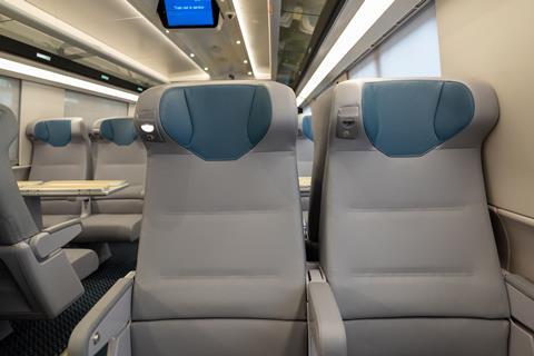 Amtrak Acela Avelia Liberty interior (5)