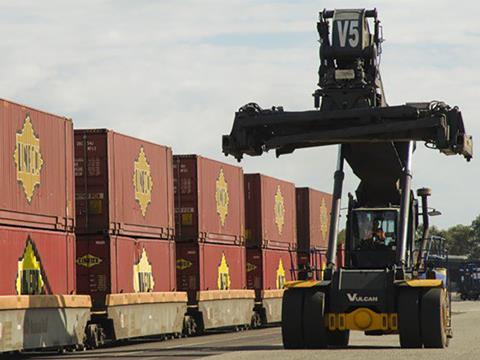 Aurizon has sold its Queensland Intermodal business to logistics group Linfox.