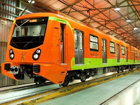 tn_mx-mexico_city_metro_CAF_train_1_01.jpg