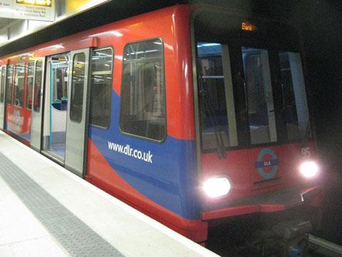 Train at Woolwich Arsenal station.