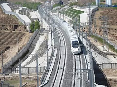 Revenue services have begun on the Hohhot – Ulanqab section of the future Hohhot – Zhangjiakou high speed line.