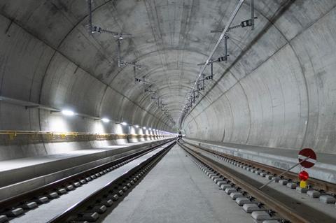 ch-Ceneri-tunnel-interior-2018.12.18_Infel05-SBB