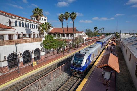 Amtrak-Pacific-Surfliner-Exterior-(1)-Hi-res