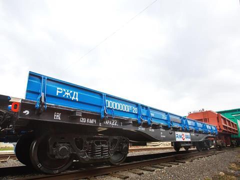 RM Rail has obtained certification for two designs of flat wagon designed for heavy loads and a service life of 32 years.