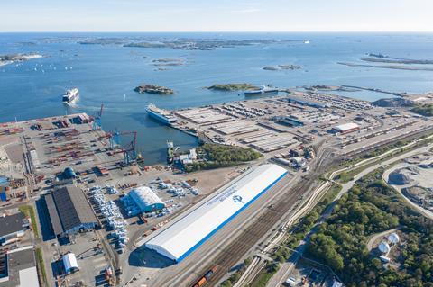 A tent which is 360 m long, 60 m wide and 15 m high has been erected at the port of Göteborg