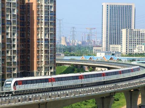 Passenger-carrying tests on maglev line S1 in Beijing began on August 5.