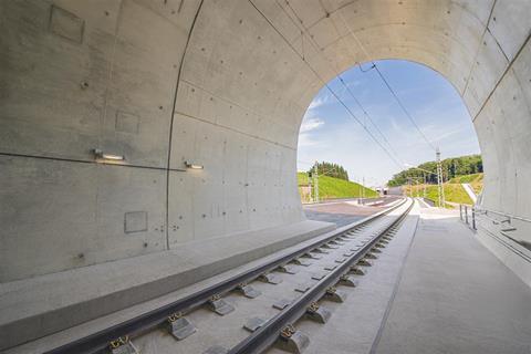 Rheda 2000 slab track in the Hanau-Nantenbach tunnel in Germany