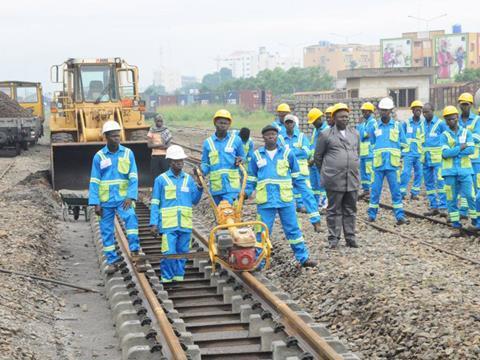 The 25 km Cotonou – Pahou line is being rehabilitated.