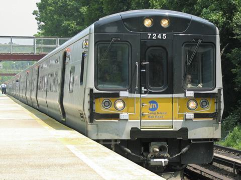 tn_us-newyork-lirr-m7-bombardier_02.jpg