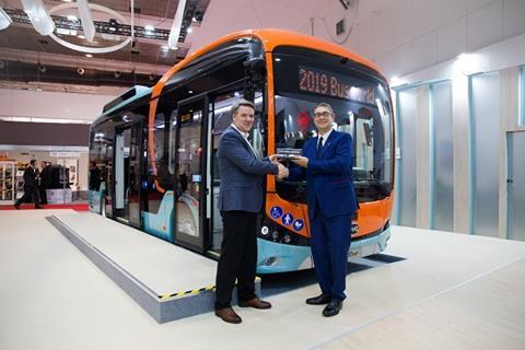 Vy Buss signed an electric bus order with BYD at Busworld on October 22.