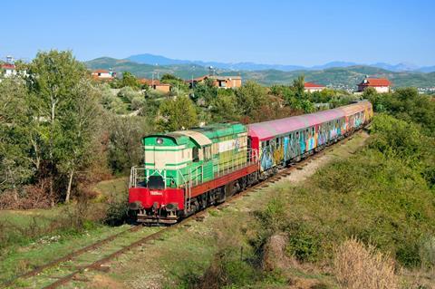Train in Albania