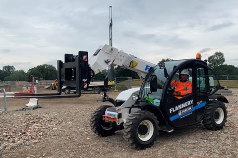 HS2 electric forklift