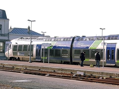 An SNCF diesel trainset stands at Le Tréport 