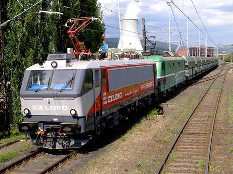 The first EffiLiner 3000 electric locomotive produced by CZ Loko has begun trial operation.