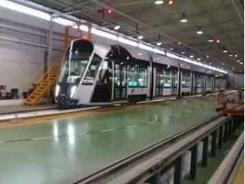 tn_lu-tram_in_factory_01.jpg