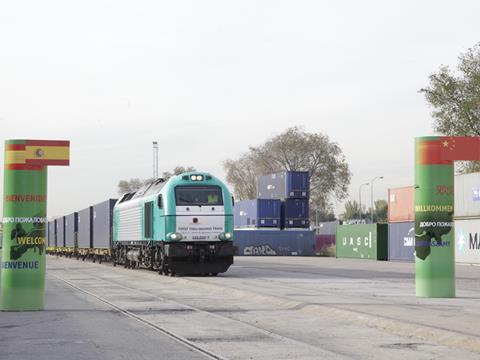 tn_es-freight-train-from-china-20141209.jpg